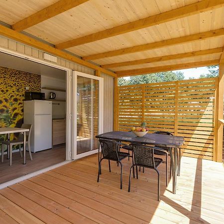 Adriamar Mobile Homes In Camping Park أوماغ المظهر الخارجي الصورة