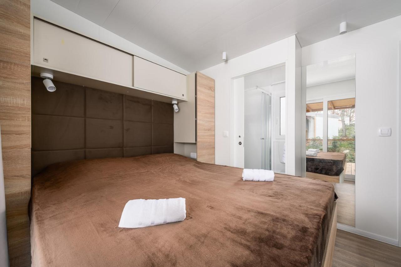 Adriamar Mobile Homes In Camping Park أوماغ المظهر الخارجي الصورة